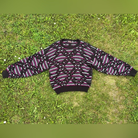 Vtg Fluid Knit Pullover Sweater Sz Medium Geometric Black Gray Magenta Made USA - Picture 3 of 5